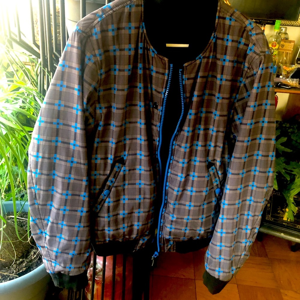 Coach windbreaker dark blue with patterned two way wear. Size large